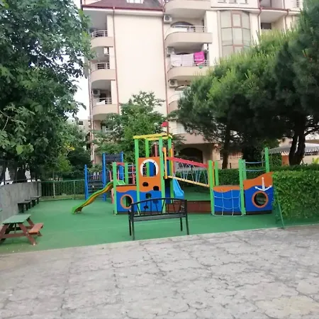 Sunny * ساني بيتش